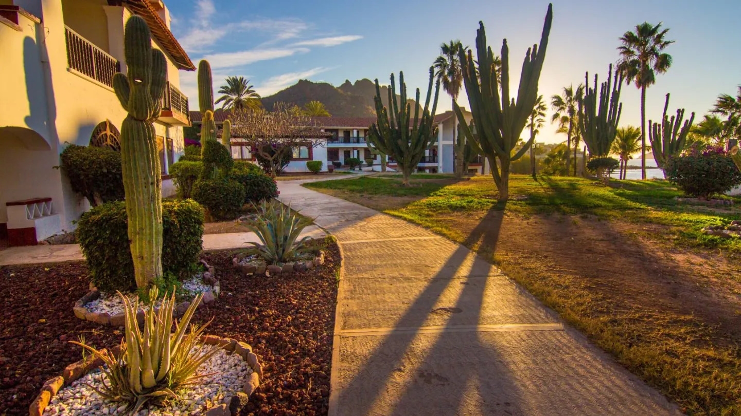 HOTEL PLAYA DE CORTES