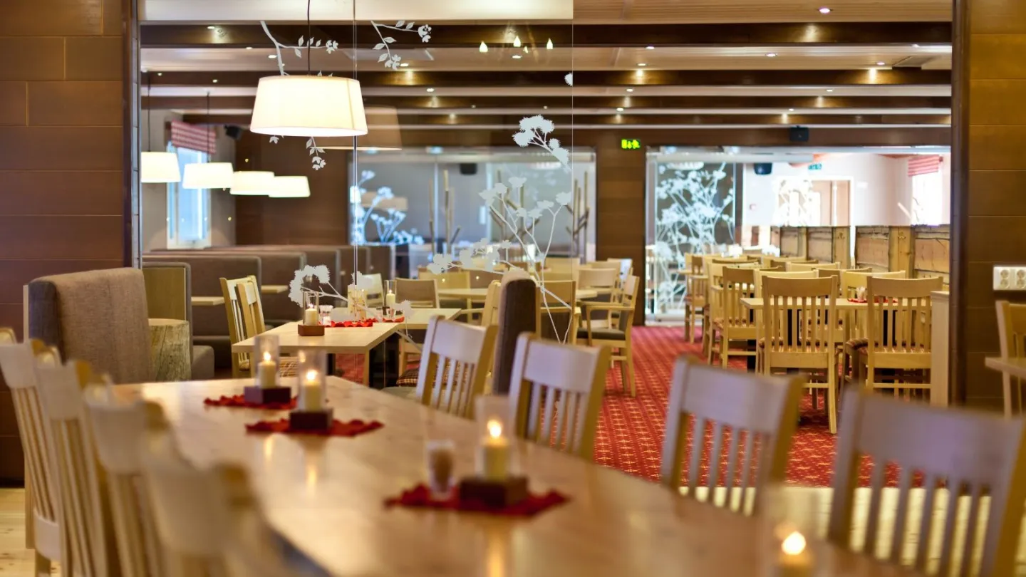 LAPLAND HOTELS SIRKANTÄHTI